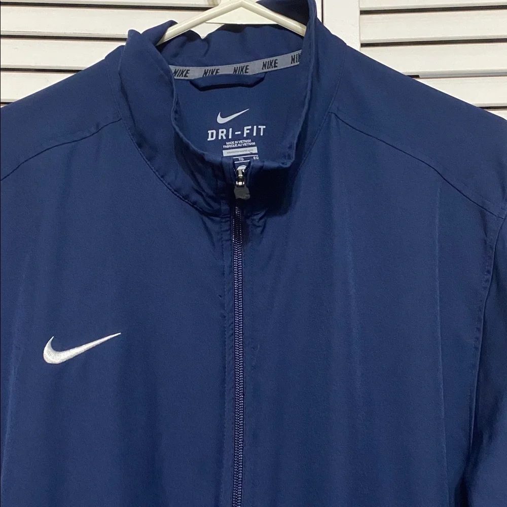 Nike Dri-Fit Navy Windbreaker Jacket Size XL